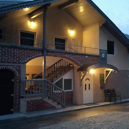 Apartmani Unski Biser Cazin Esterno foto