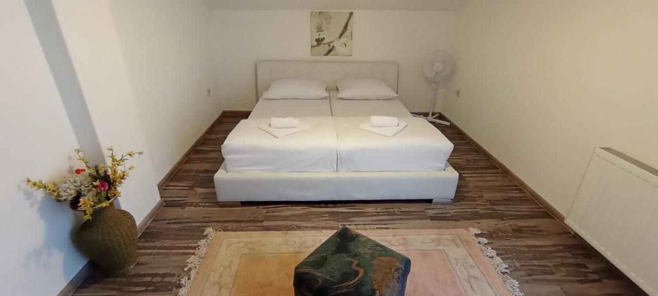 Apartmani Unski Biser Cazin Esterno foto